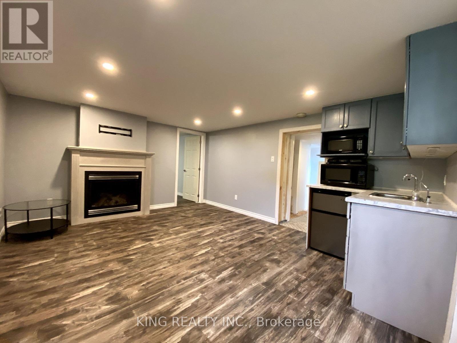 16605 Jane Street, King, ON - Indoor