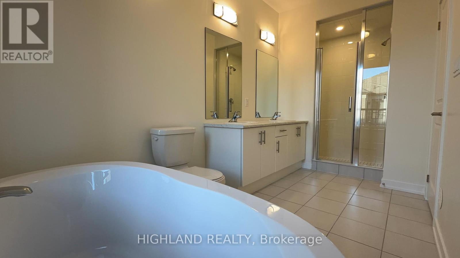 1126 Wheat Boom Drive, Oakville, ON - Indoor Photo Showing Bathroom