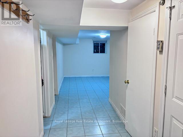 130 Kingswood Drive, Brampton, ON - Indoor Photo Showing Other Room