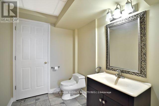 21 - 232 Stonehenge Drive, Hamilton, ON - Indoor Photo Showing Bathroom