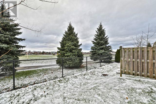 21 - 232 Stonehenge Drive, Hamilton, ON - Outdoor