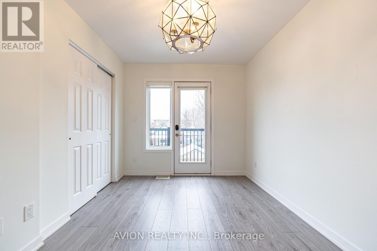 1 - 21 Forbes Avenue, Toronto, ON - Indoor Photo Showing Other Room