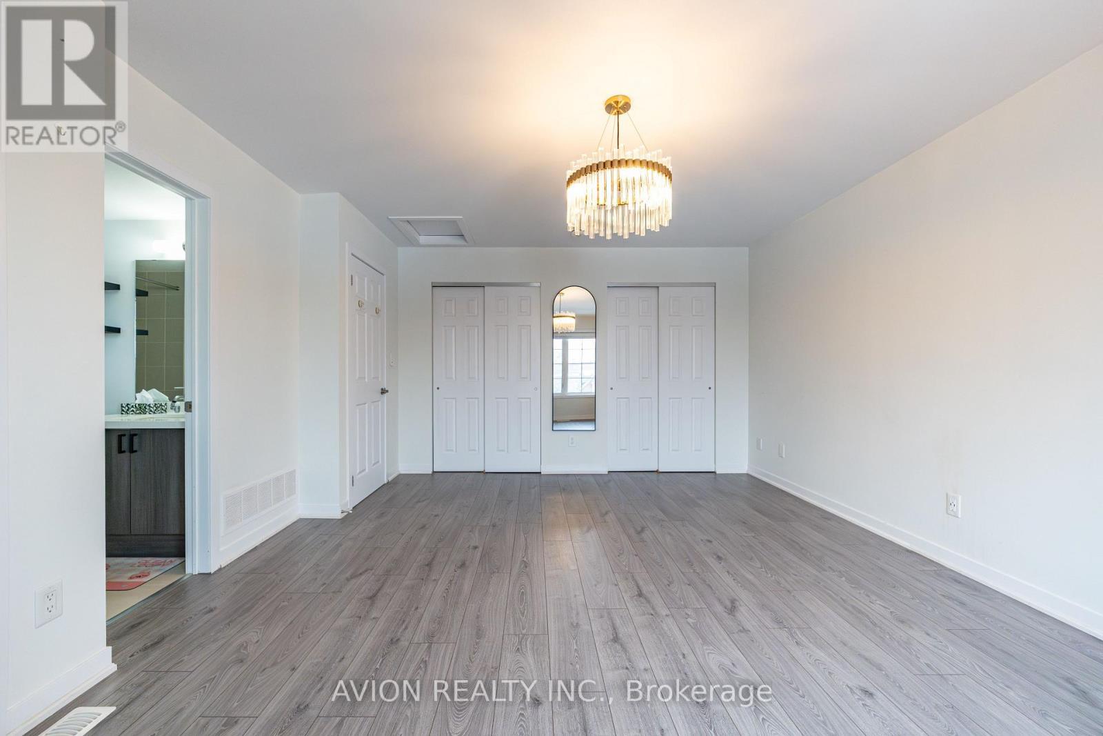 1 - 21 Forbes Avenue, Toronto, ON - Indoor Photo Showing Other Room