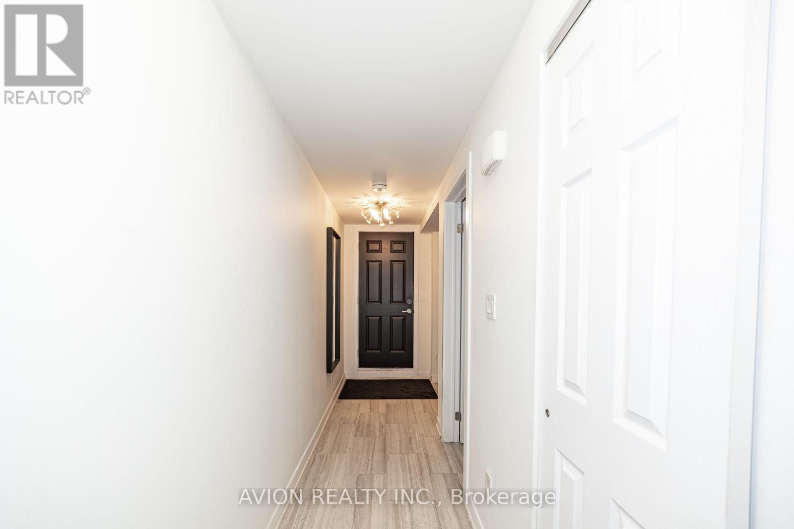 1 - 21 Forbes Avenue, Toronto, ON - Indoor Photo Showing Other Room