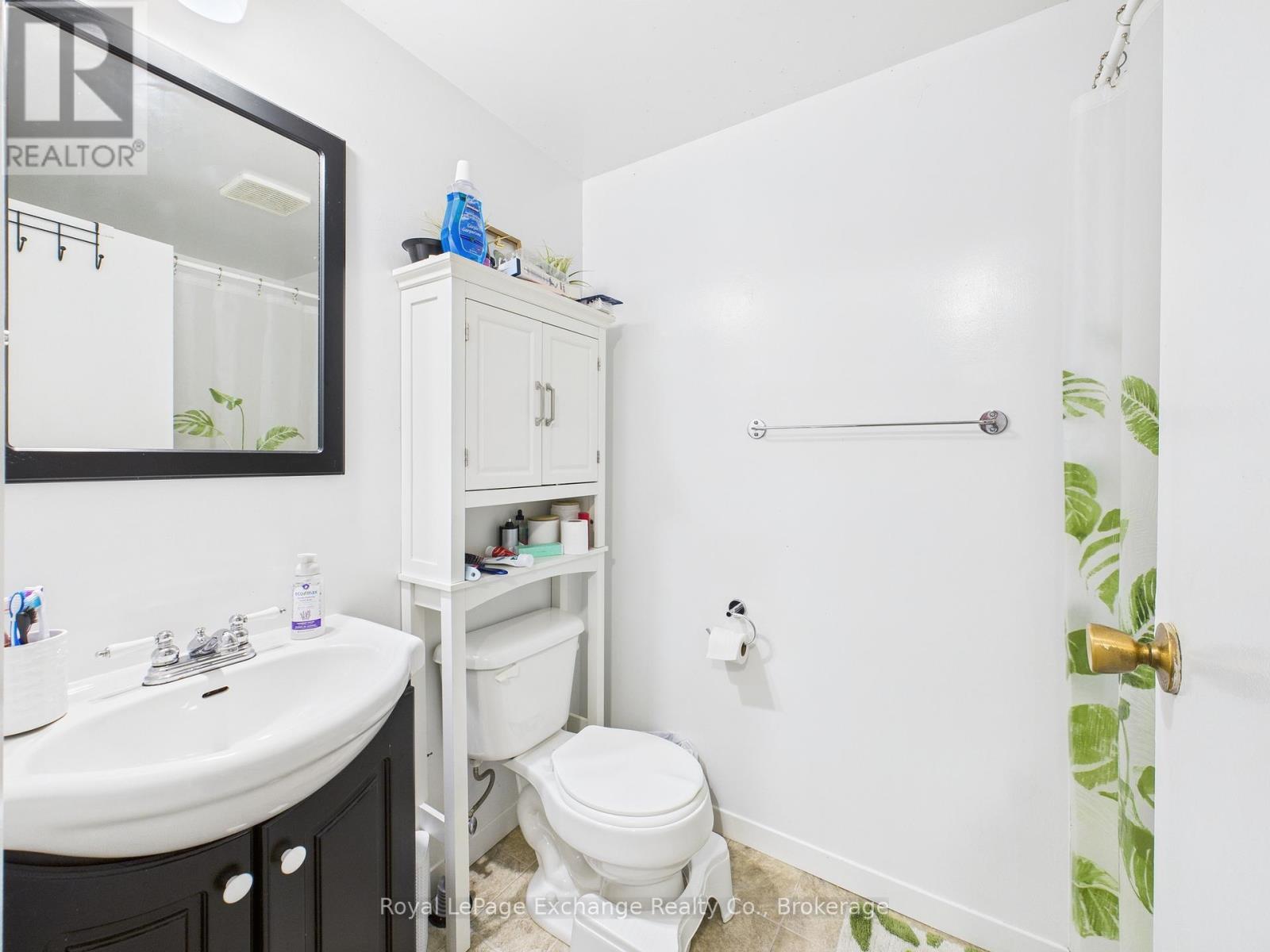 Main bathroom - 16 - 850 Walsh Street, Kincardine, ON - Indoor Photo Showing Bathroom