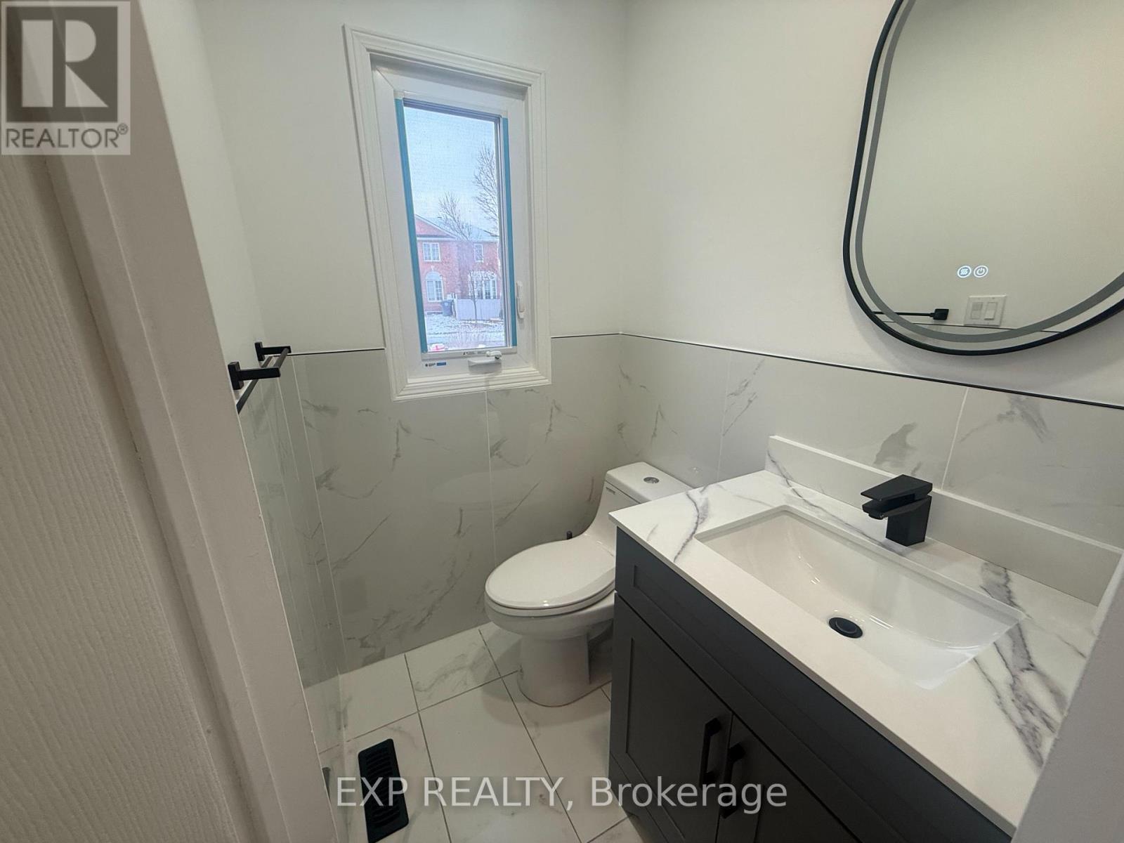 129 Lent Crescent, Brampton, ON - Indoor Photo Showing Bathroom