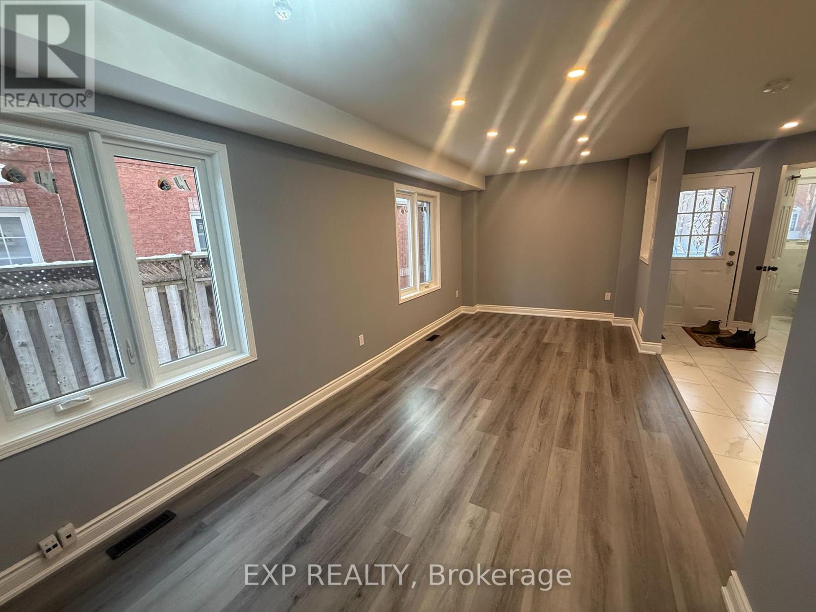 129 Lent Crescent, Brampton, ON - Indoor Photo Showing Other Room