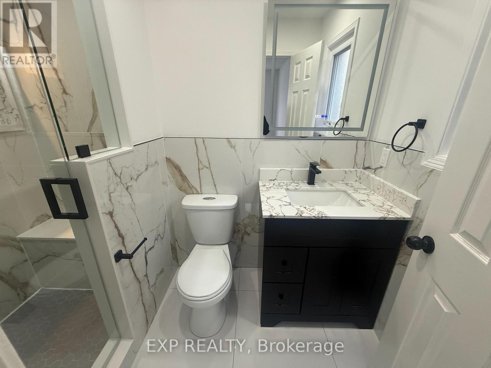 129 Lent Crescent, Brampton, ON - Indoor Photo Showing Bathroom