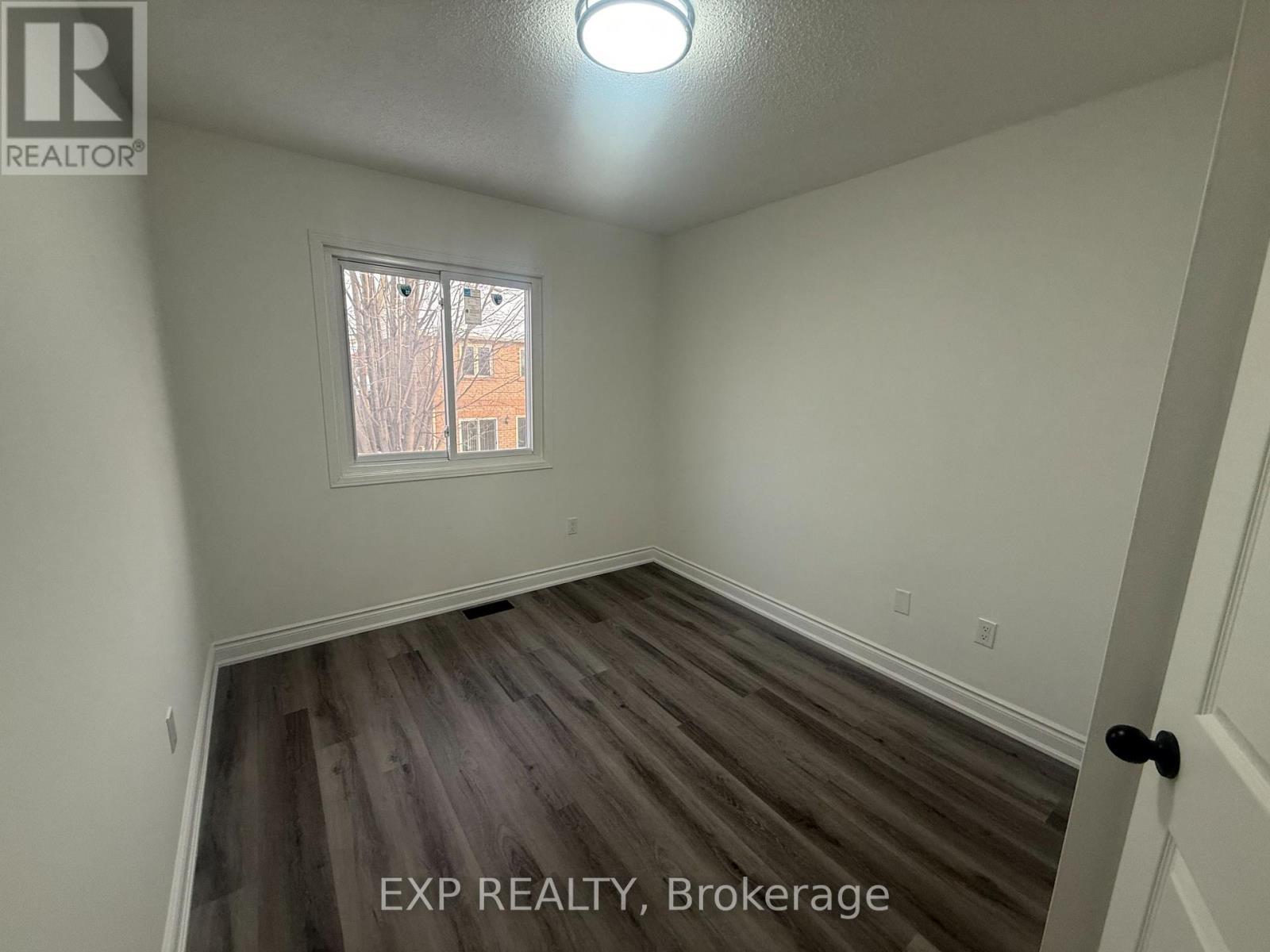 129 Lent Crescent, Brampton, ON - Indoor Photo Showing Other Room