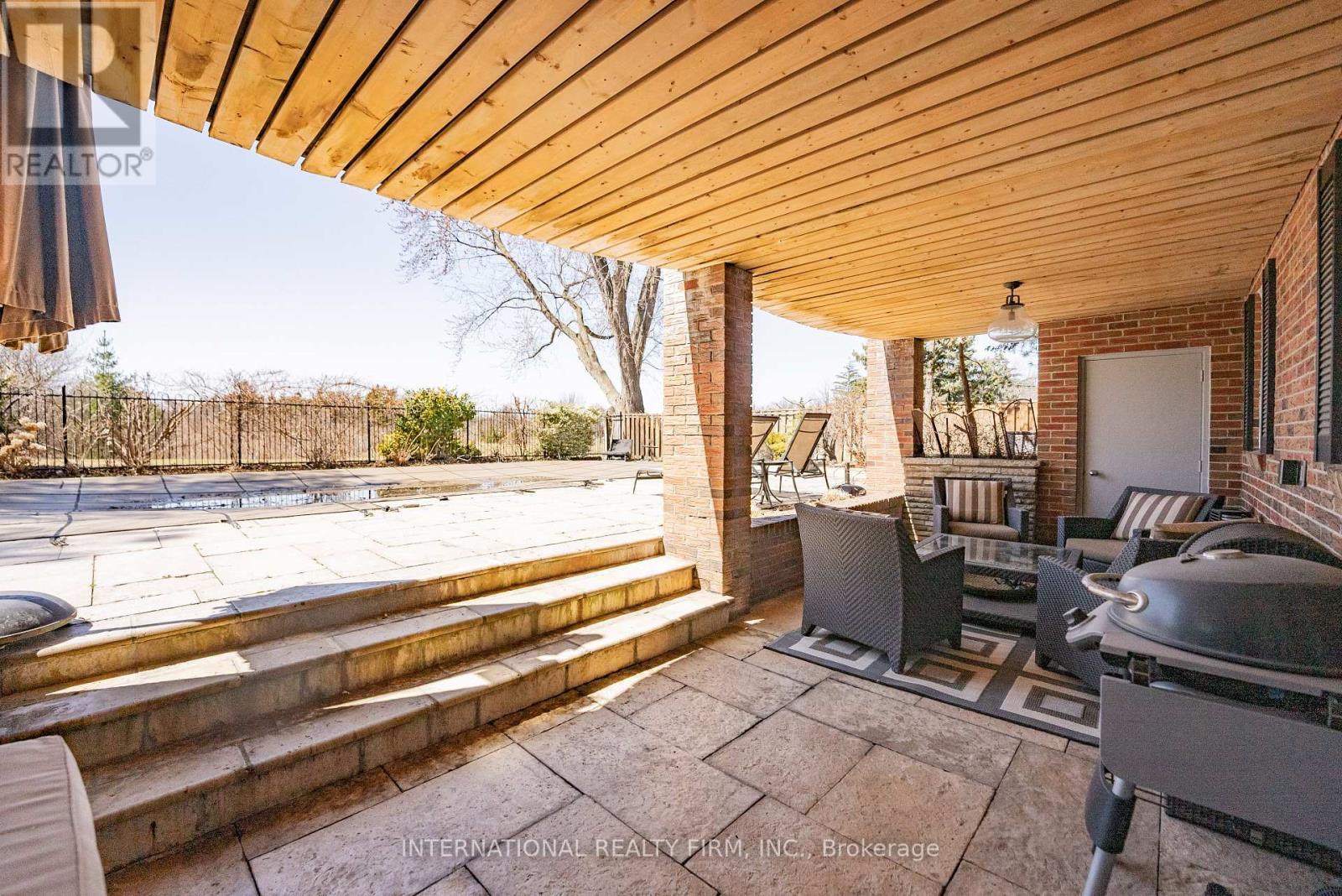 6 Penwood Crescent, Toronto, ON - Outdoor With Deck Patio Veranda With Exterior