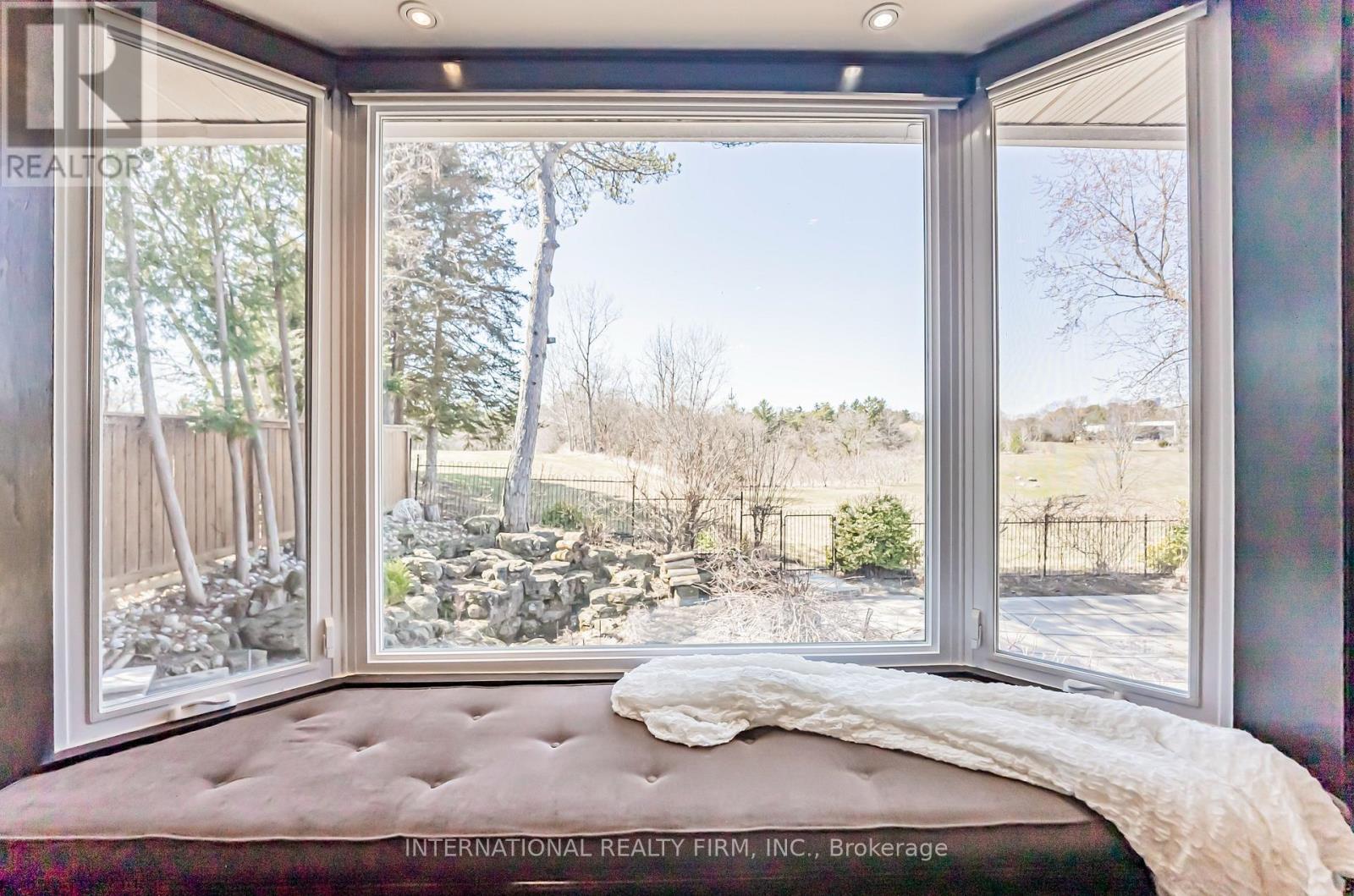 6 Penwood Crescent, Toronto, ON - Indoor Photo Showing Bedroom
