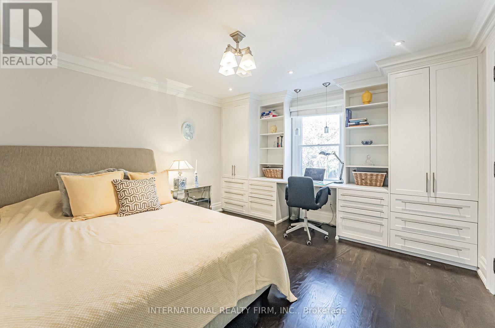 6 Penwood Crescent, Toronto, ON - Indoor Photo Showing Bedroom