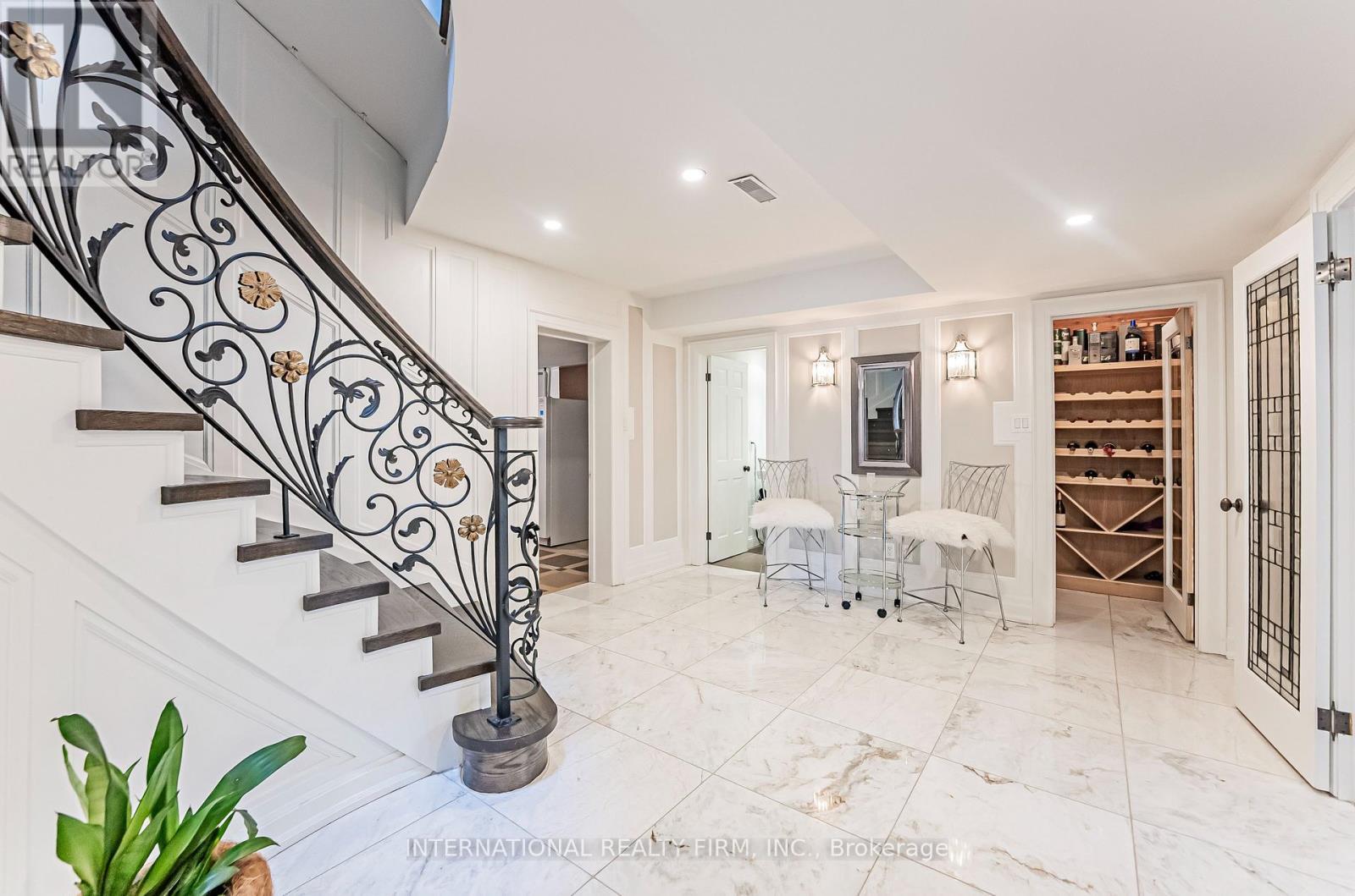 6 Penwood Crescent, Toronto, ON - Indoor Photo Showing Other Room