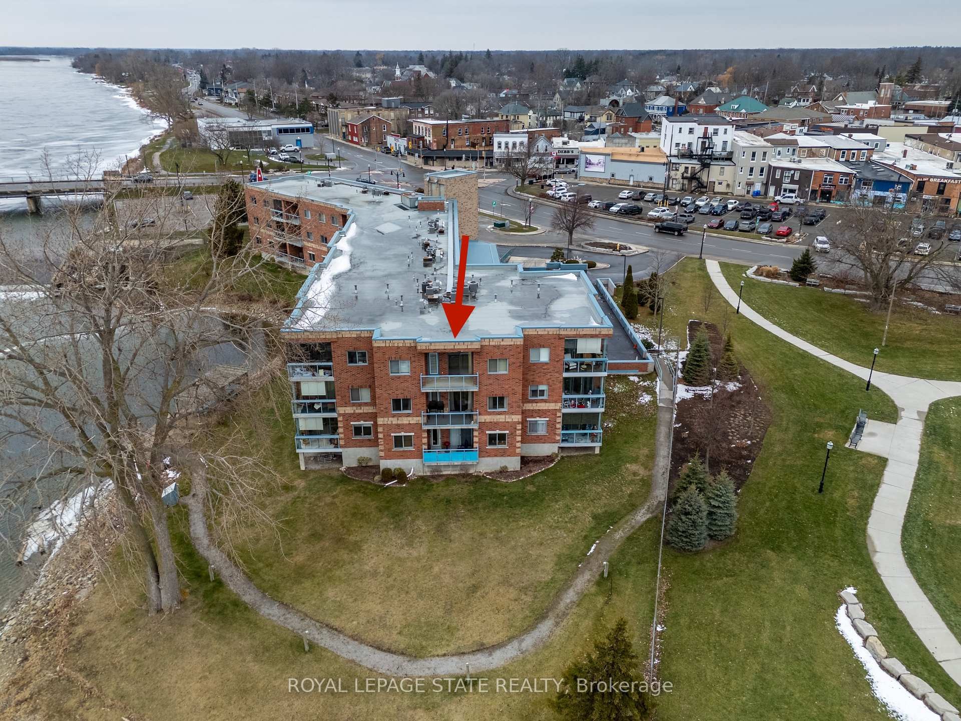 309-210 Main Street E, Haldimand, ON - Outdoor With View
