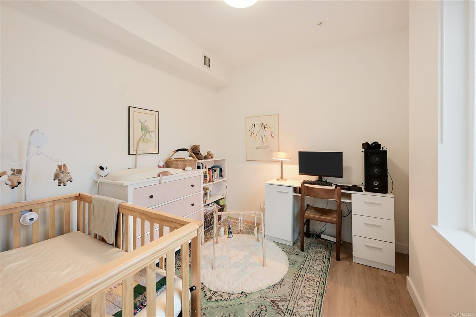 407-1115 Johnson St, Victoria, BC - Indoor