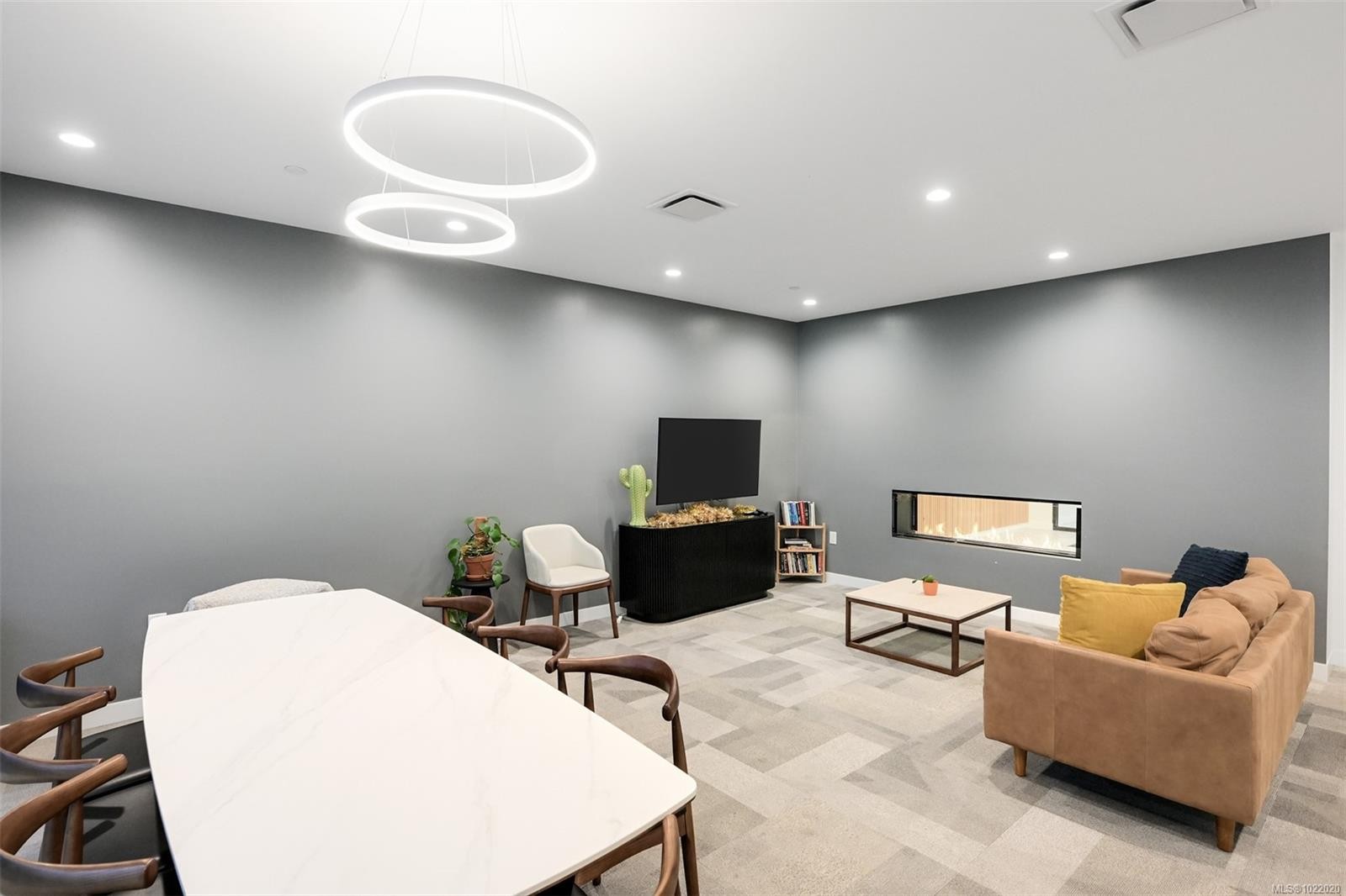 407-1115 Johnson St, Victoria, BC - Indoor Photo Showing Other Room