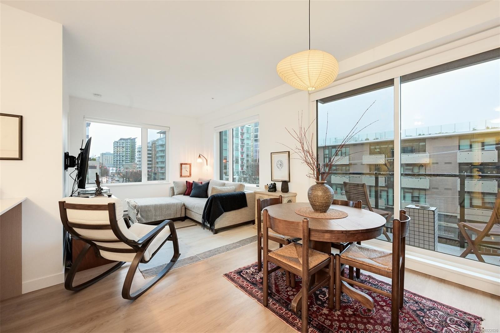 407-1115 Johnson St, Victoria, BC - Indoor