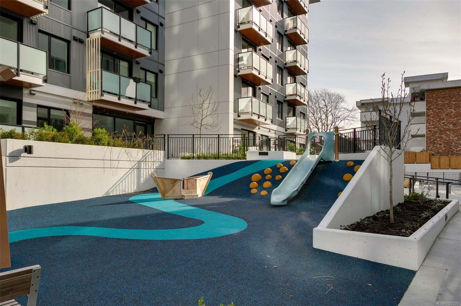 407-1115 Johnson St, Victoria, BC - Outdoor