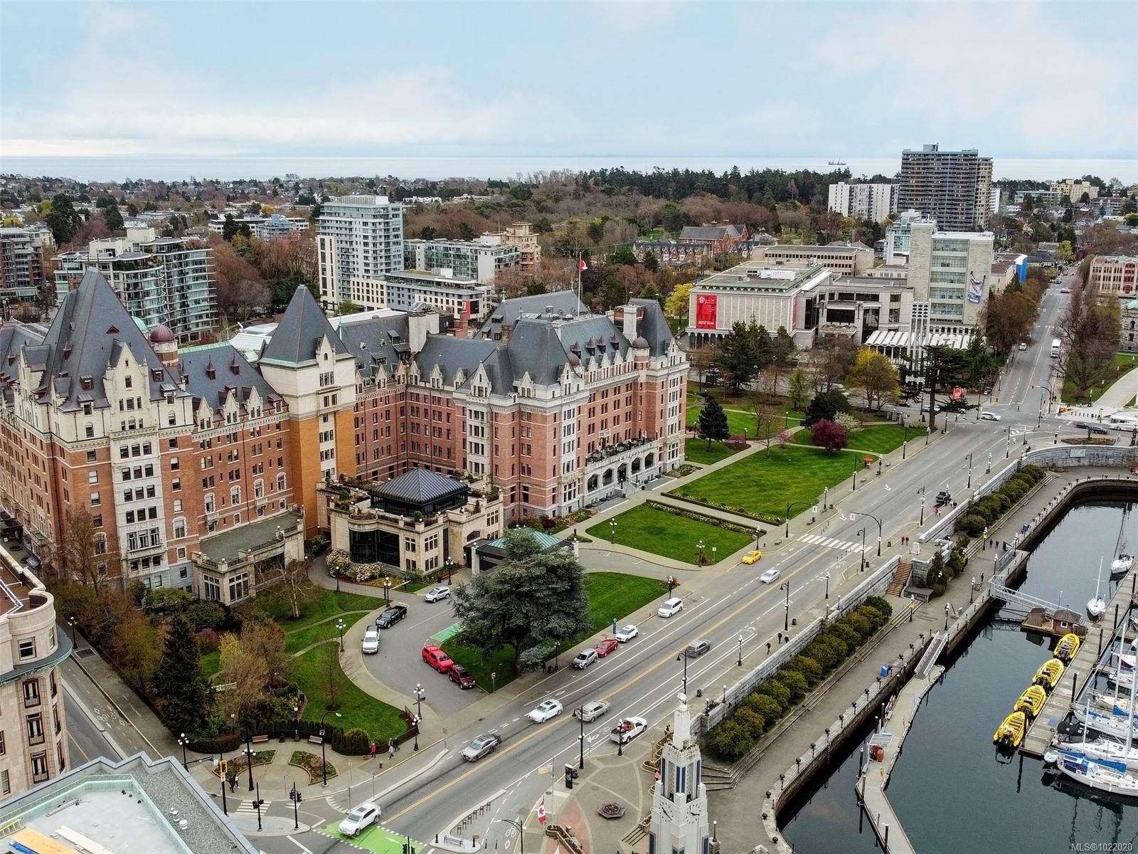 407-1115 Johnson St, Victoria, BC - Outdoor With View