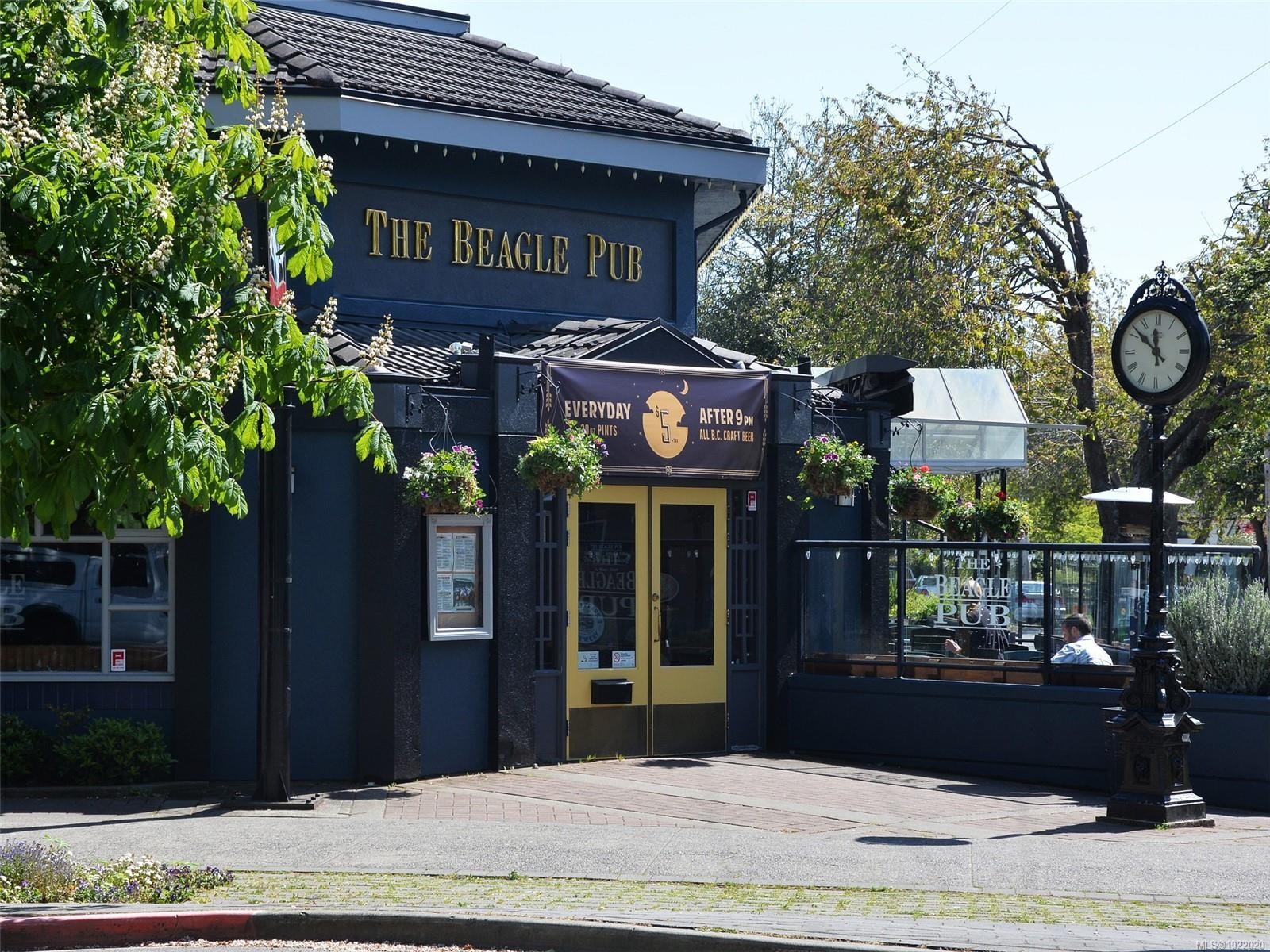 407-1115 Johnson St, Victoria, BC - Outdoor