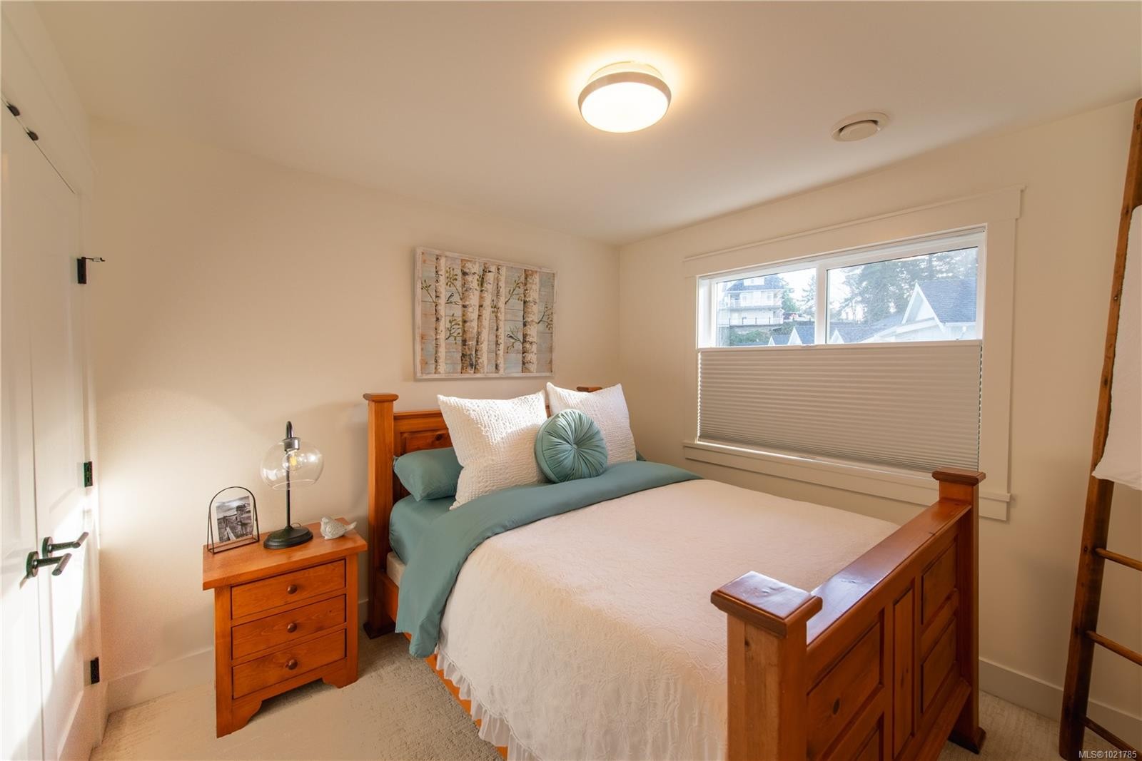 17 Jedstone Pl, View Royal, BC