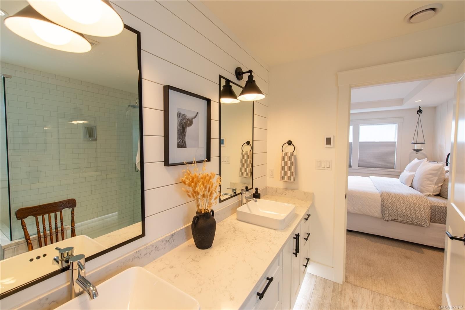 17 Jedstone Pl, View Royal, BC