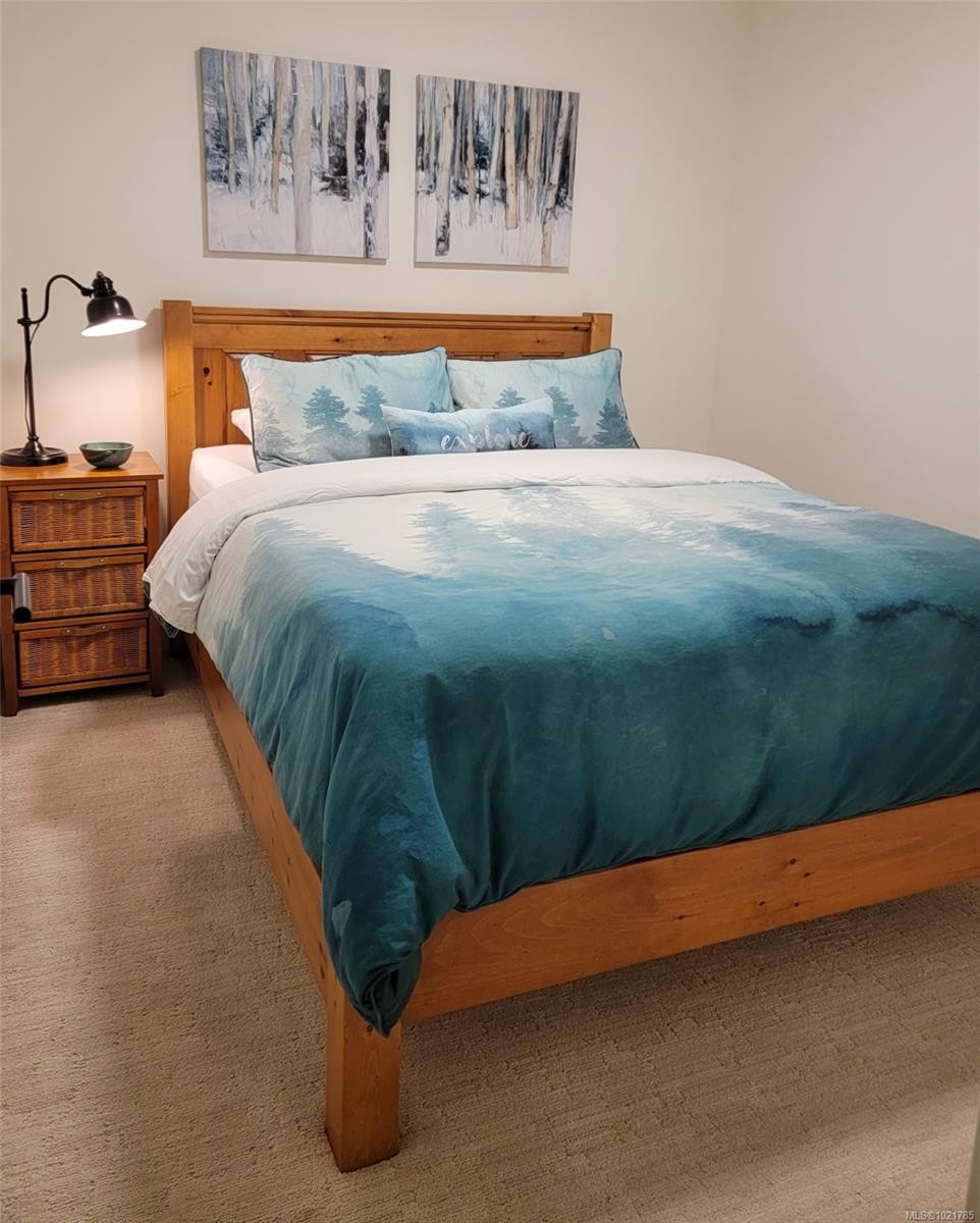 17 Jedstone Pl, View Royal, BC