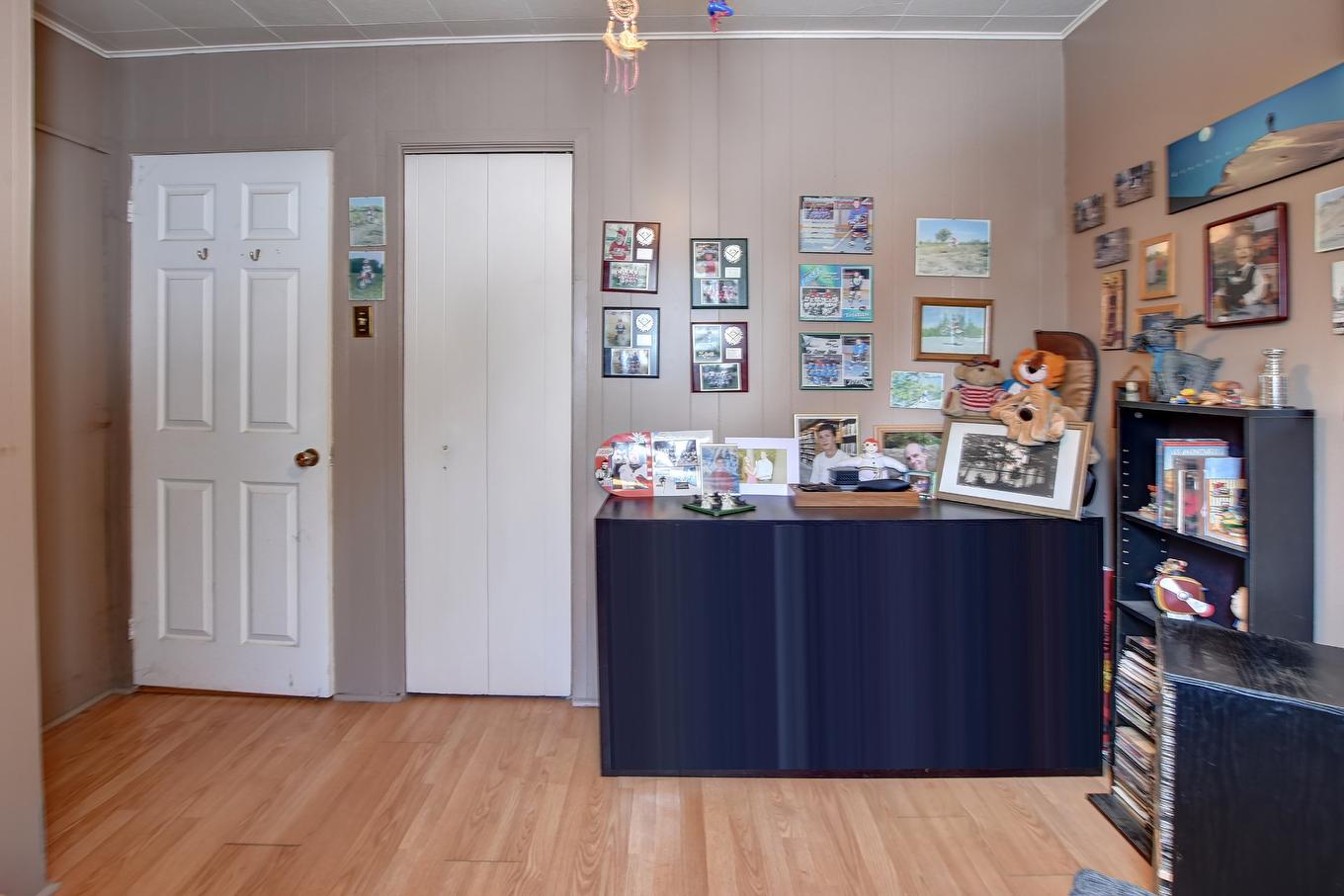 Bedroom - 148 Ch. Du Lac-Connelly, Saint-Hippolyte, QC - Indoor Photo Showing Other Room