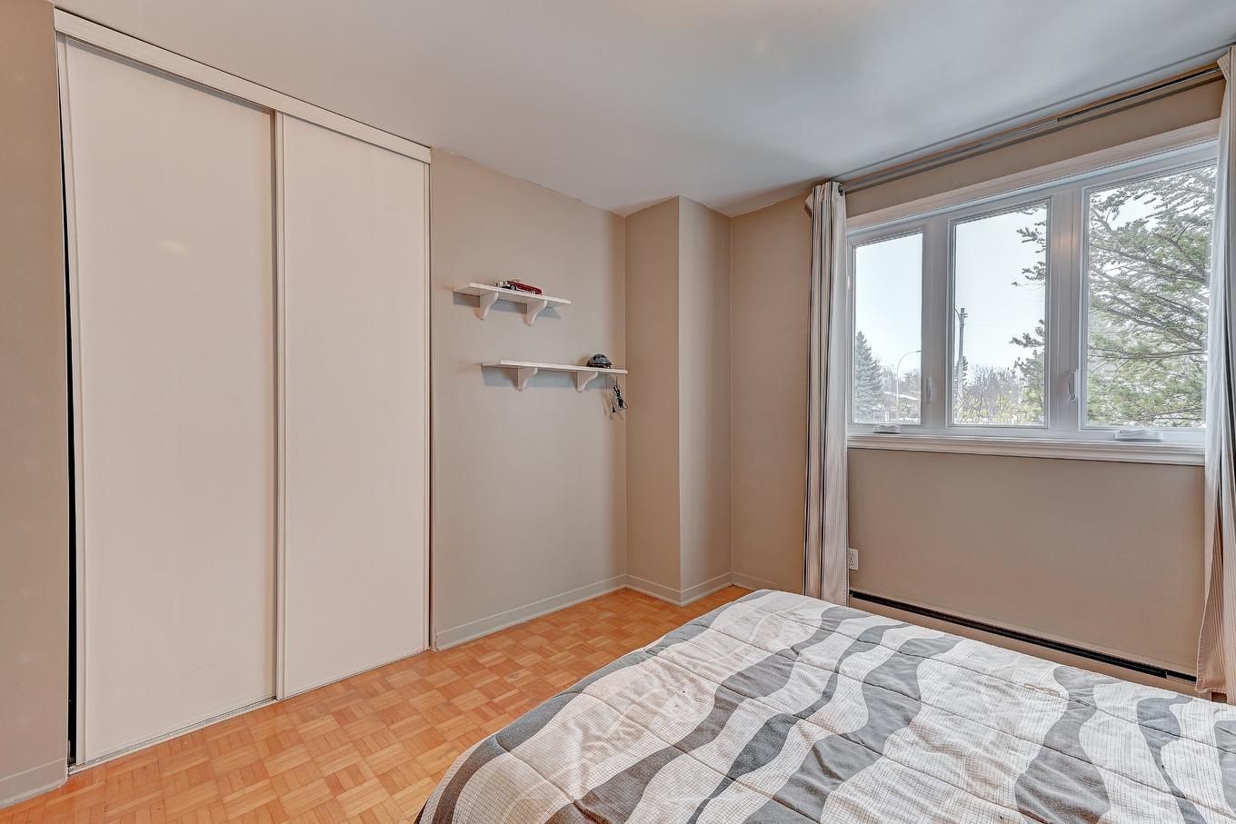 Chambre à coucher - 176 Rue Berger, Saint-Constant, QC - Indoor Photo Showing Bedroom