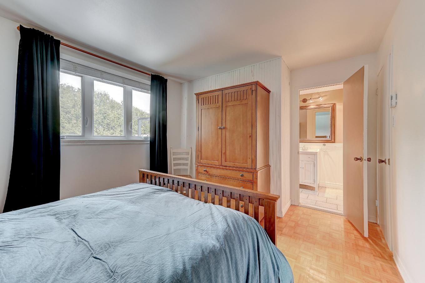 Chambre à coucher principale - 176 Rue Berger, Saint-Constant, QC - Indoor Photo Showing Bedroom