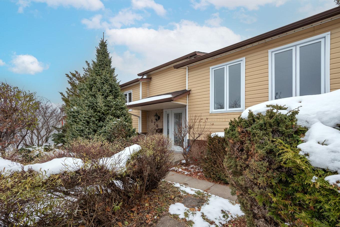 Façade - 176 Rue Berger, Saint-Constant, QC - Outdoor