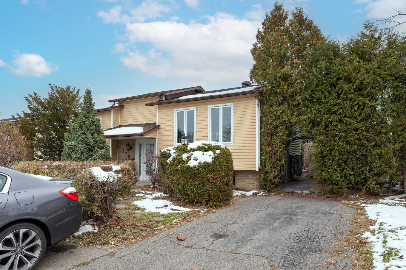 Façade - 176 Rue Berger, Saint-Constant, QC - Outdoor With Facade