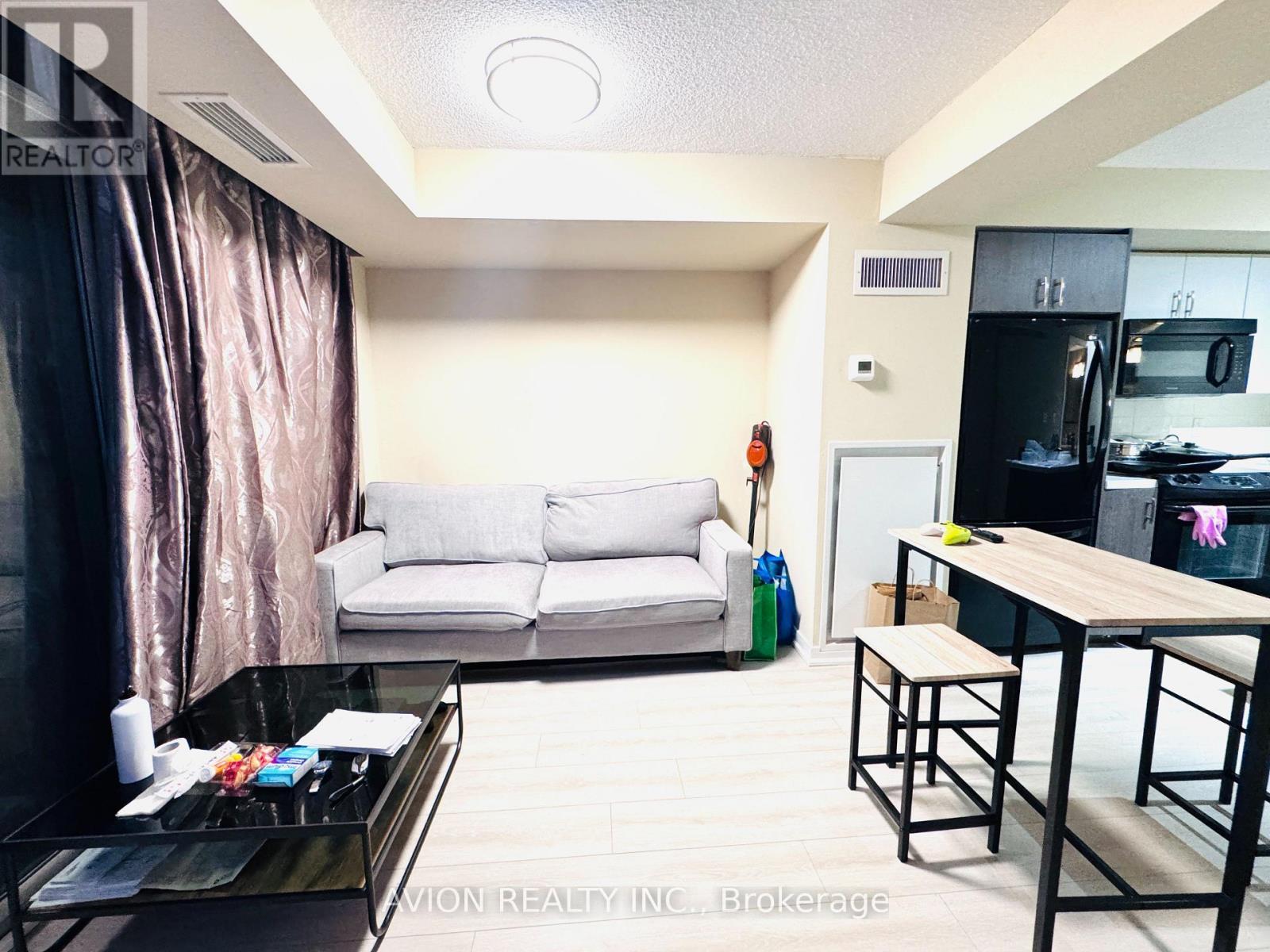 604 - 126 Simcoe Street, Toronto, ON - Indoor