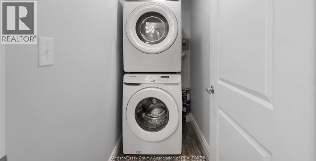 1611 Banwell Road Unit# 121, Windsor, ON - Indoor Photo Showing Laundry Room