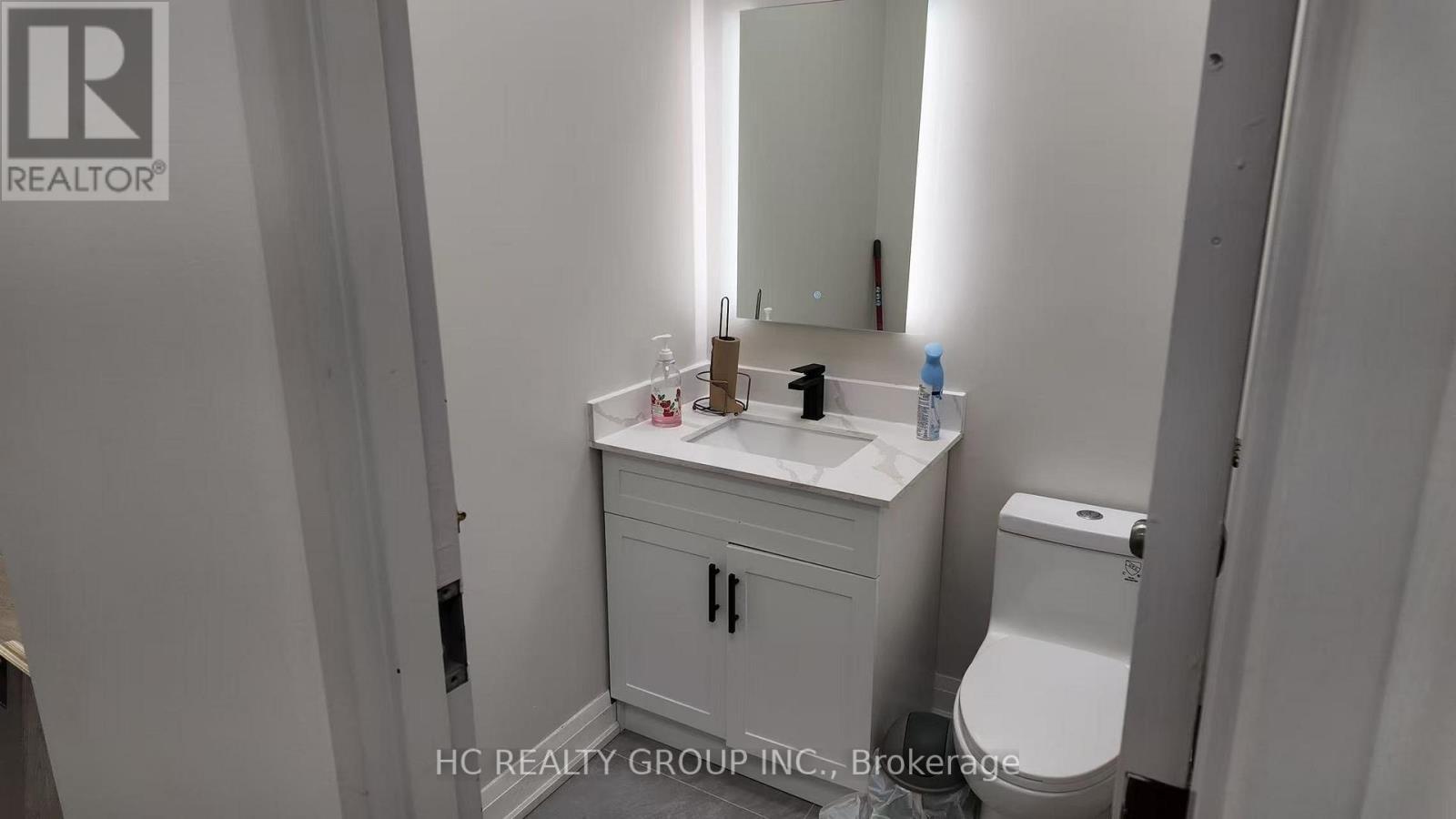 13 - 25 West Beaver Creek Road W, Richmond Hill, ON