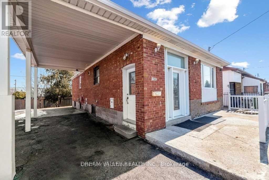 Main - 1501 Danforth Road, Toronto, ON - Outdoor With Exterior