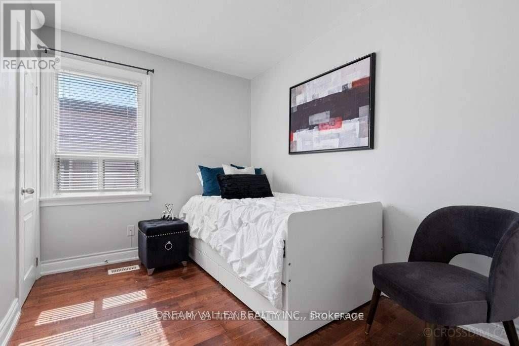 Main - 1501 Danforth Road, Toronto, ON - Indoor Photo Showing Bedroom