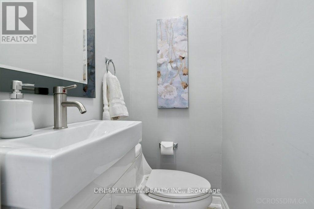 Main - 1501 Danforth Road, Toronto, ON - Indoor Photo Showing Bathroom