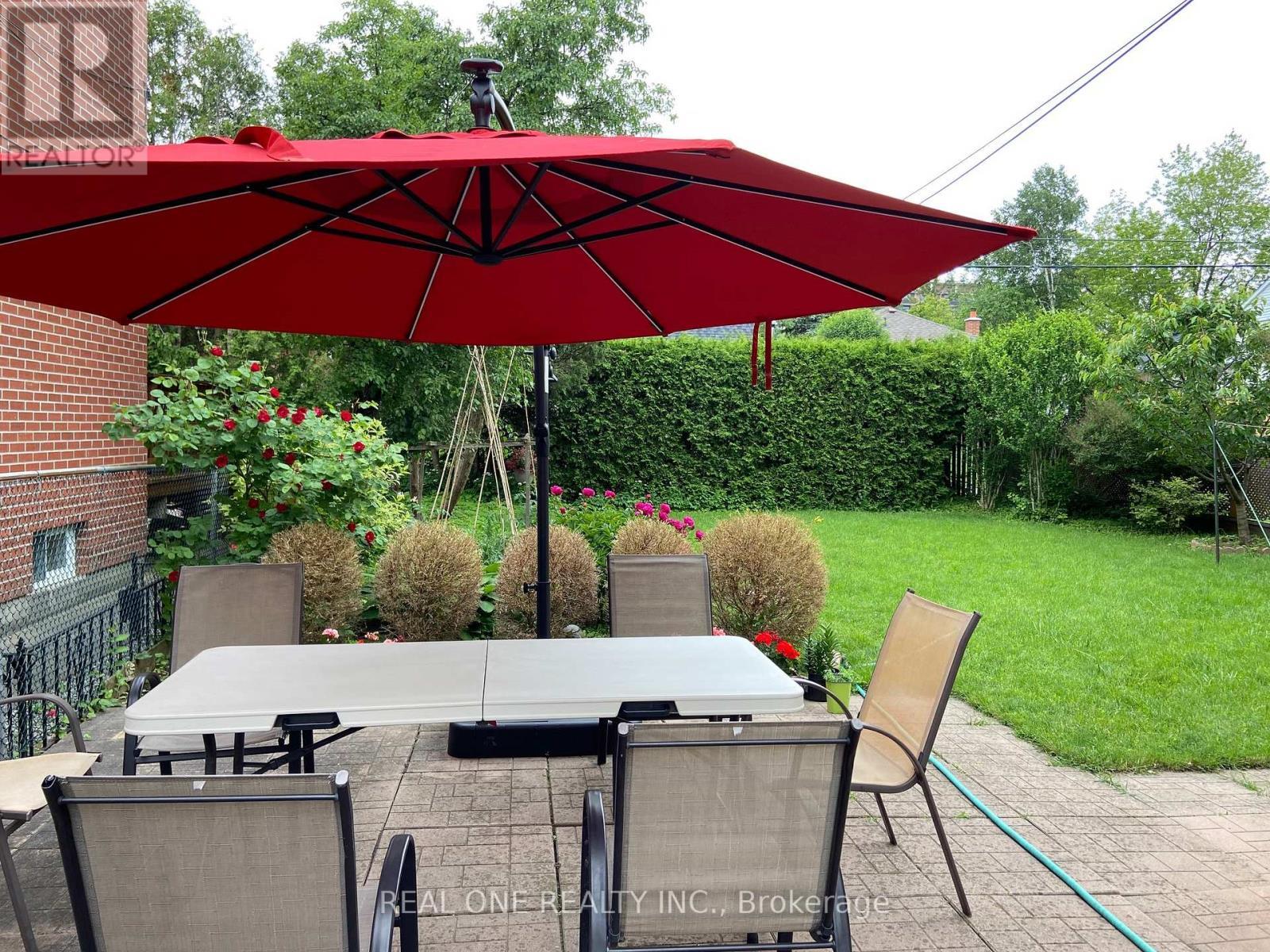 Uper Level - 22 Princeway Drive, Toronto, ON - Outdoor