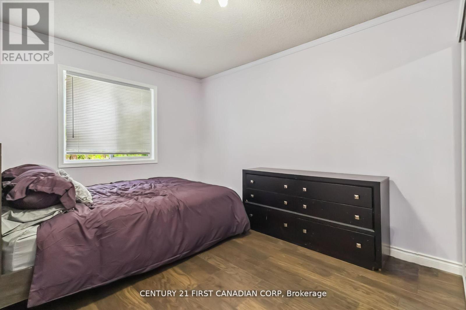 61 Tanner Drive, London East (East P), ON - Indoor Photo Showing Bedroom