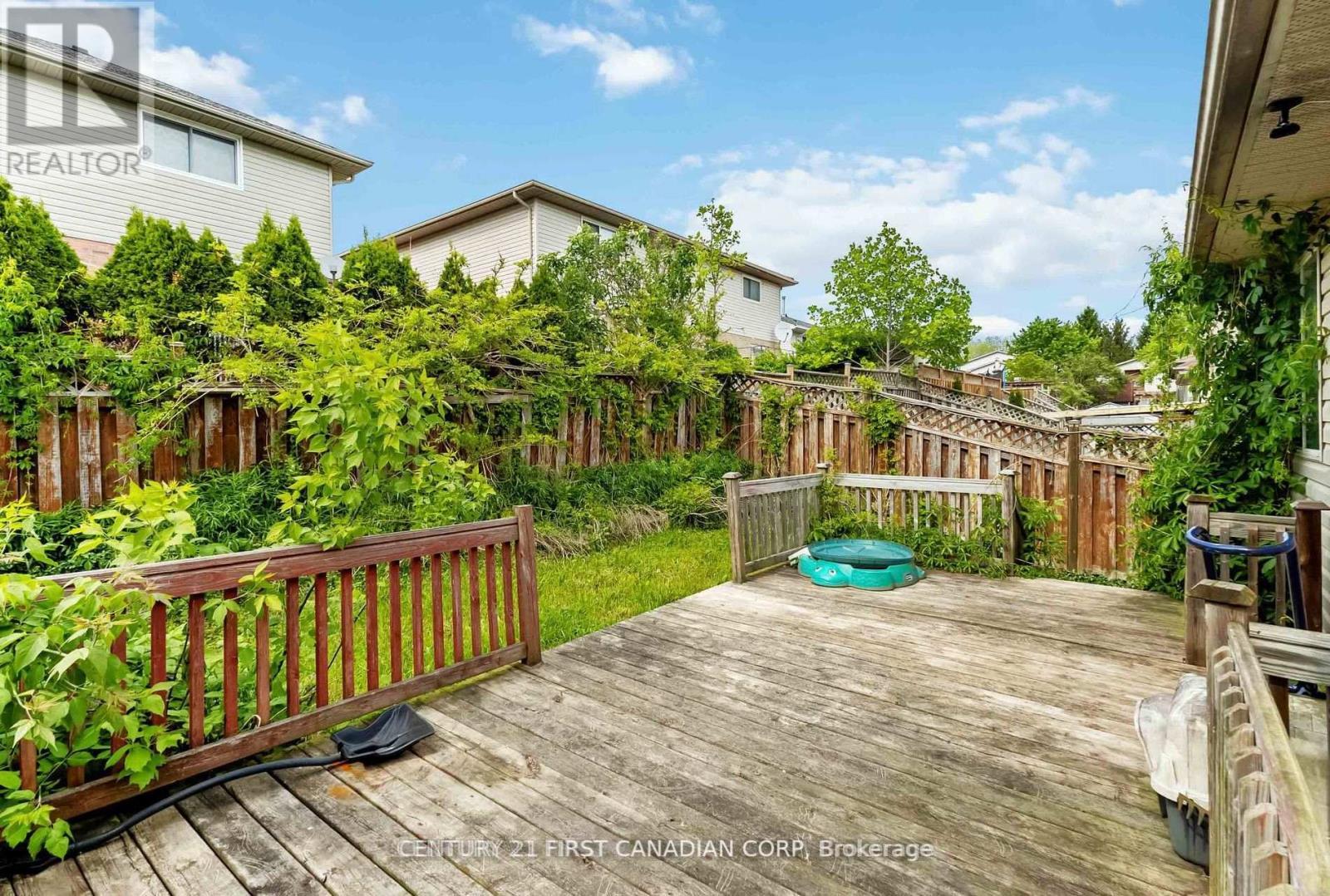 61 Tanner Drive, London East (East P), ON - Outdoor With Deck Patio Veranda With Exterior