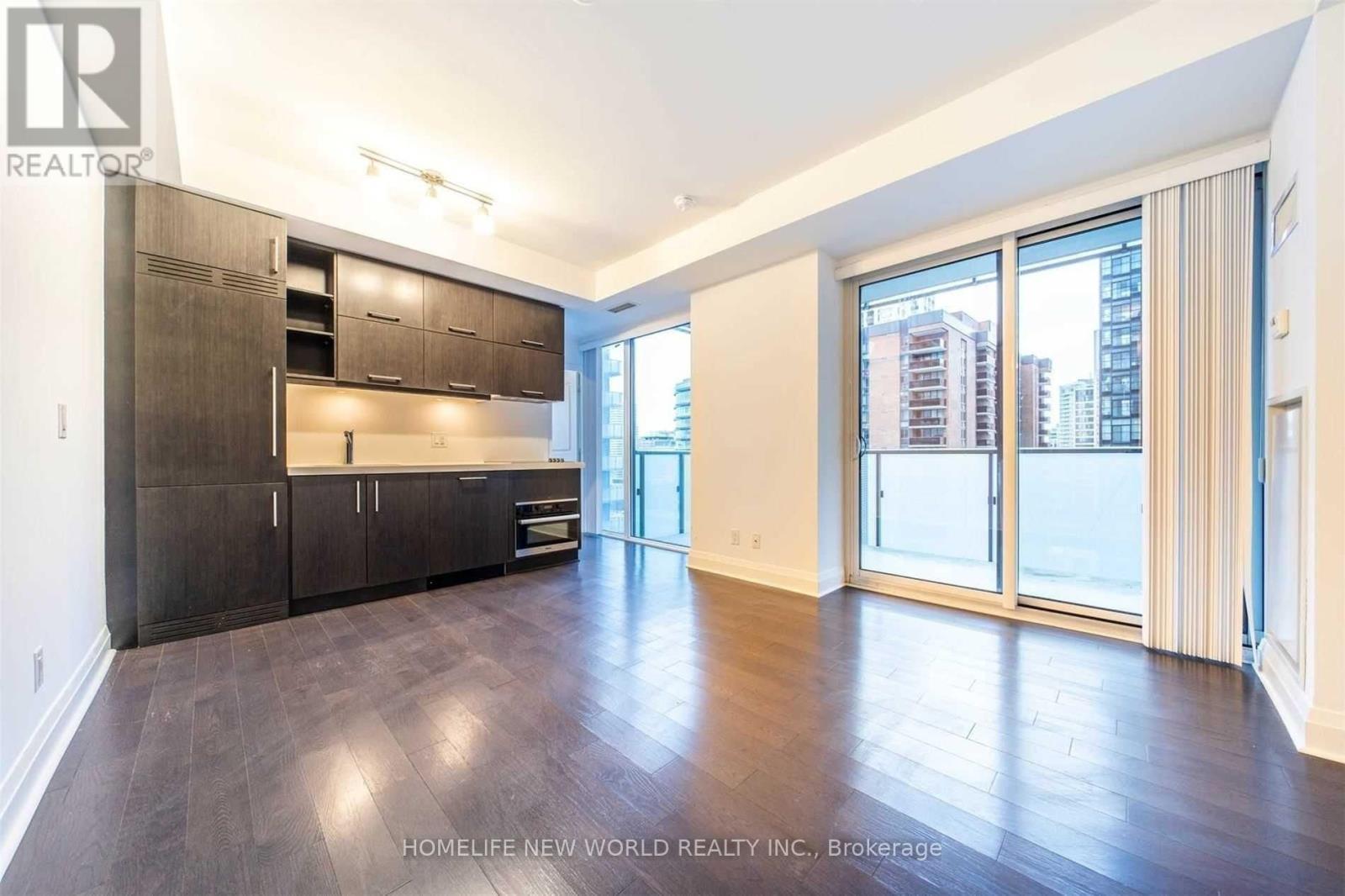 1208 - 1080 Bay Street, Toronto, ON - Indoor Photo Showing Other Room