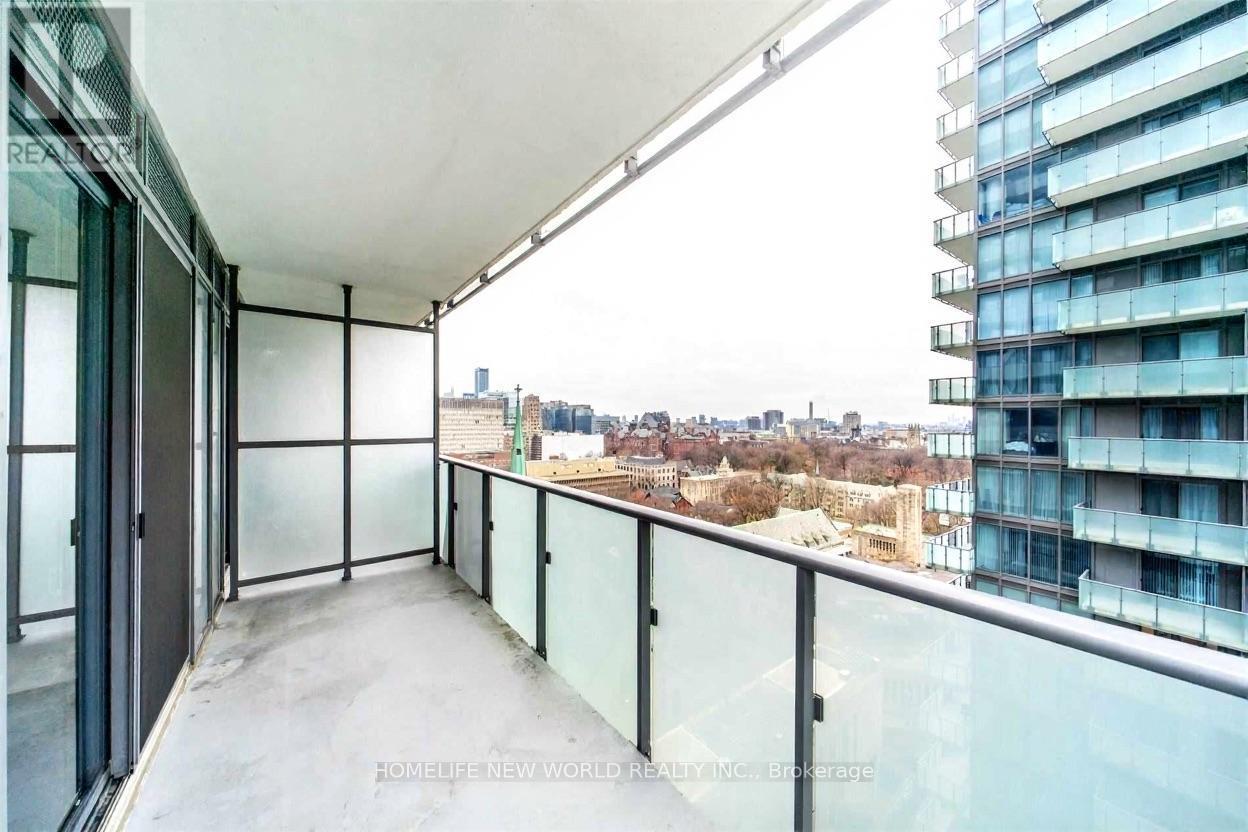 1208 - 1080 Bay Street, Toronto, ON - Outdoor With Exterior