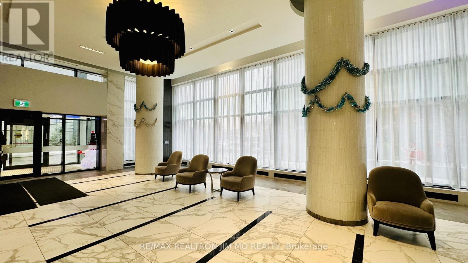 2506 - 105 Oneida Crescent, Richmond Hill, ON - Indoor Photo Showing Other Room