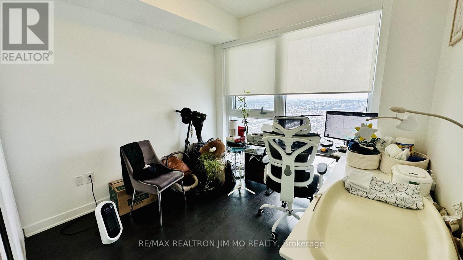 2506 - 105 Oneida Crescent, Richmond Hill, ON - Indoor Photo Showing Other Room