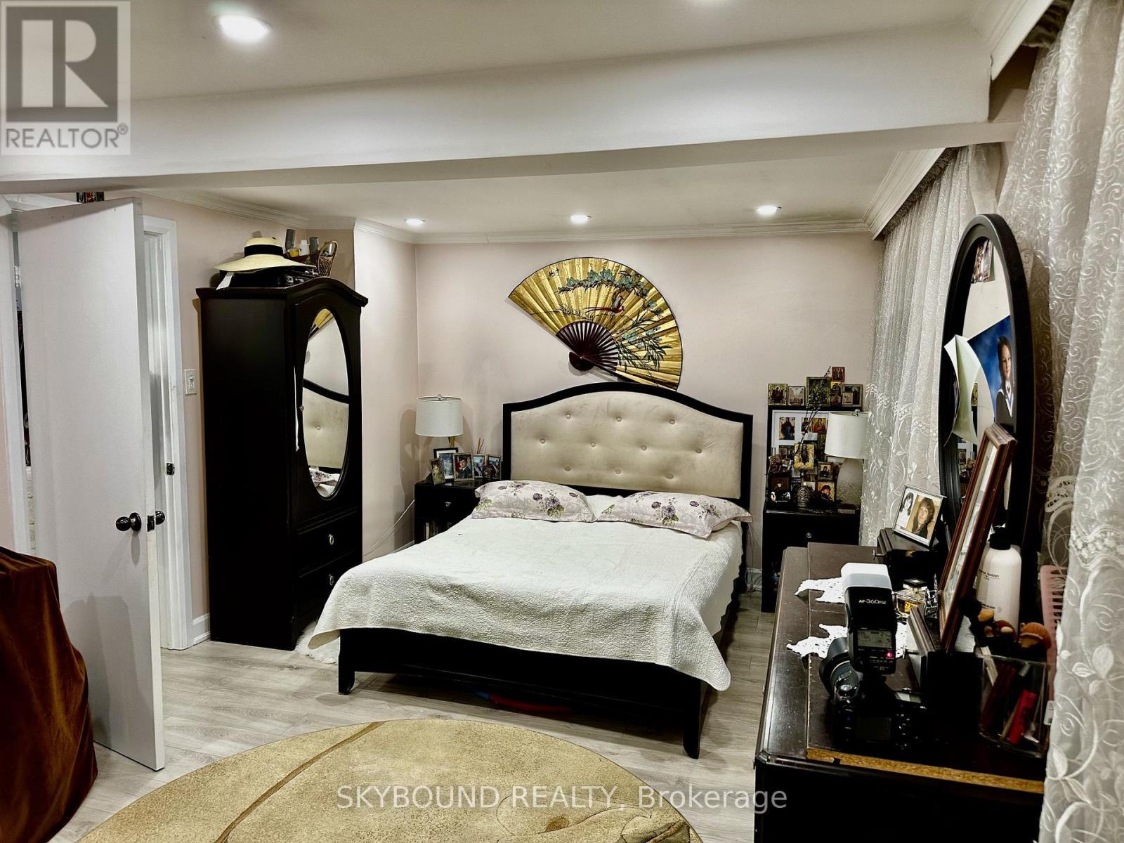 Primary Bedroom - 5 - 49 Red Robin Way, Toronto, ON - Indoor Photo Showing Bedroom