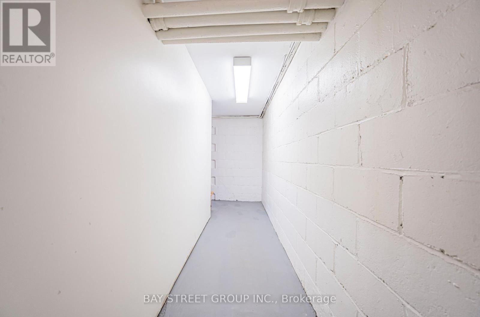 65 Spadina Road, Toronto, ON - Indoor Photo Showing Other Room