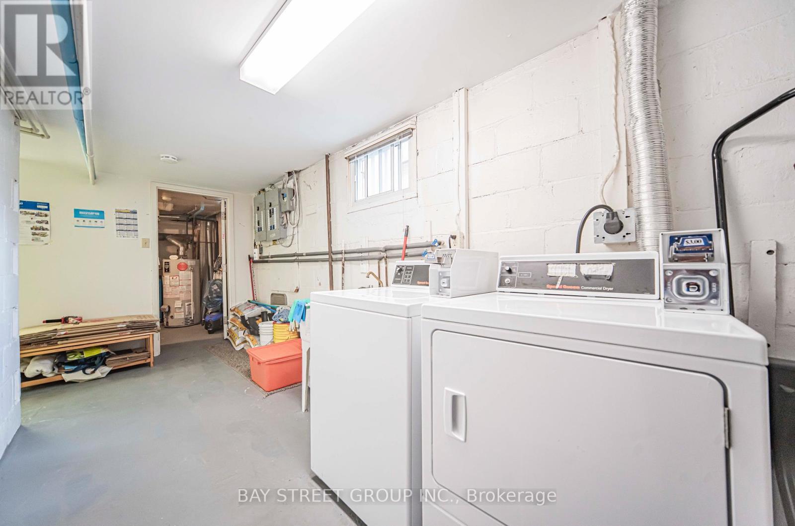 65 Spadina Road, Toronto, ON - Indoor Photo Showing Laundry Room