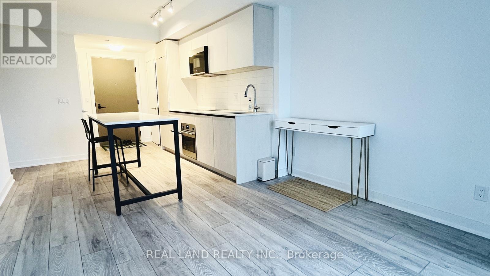 808 - 47 Mutual Street, Toronto, ON - Indoor