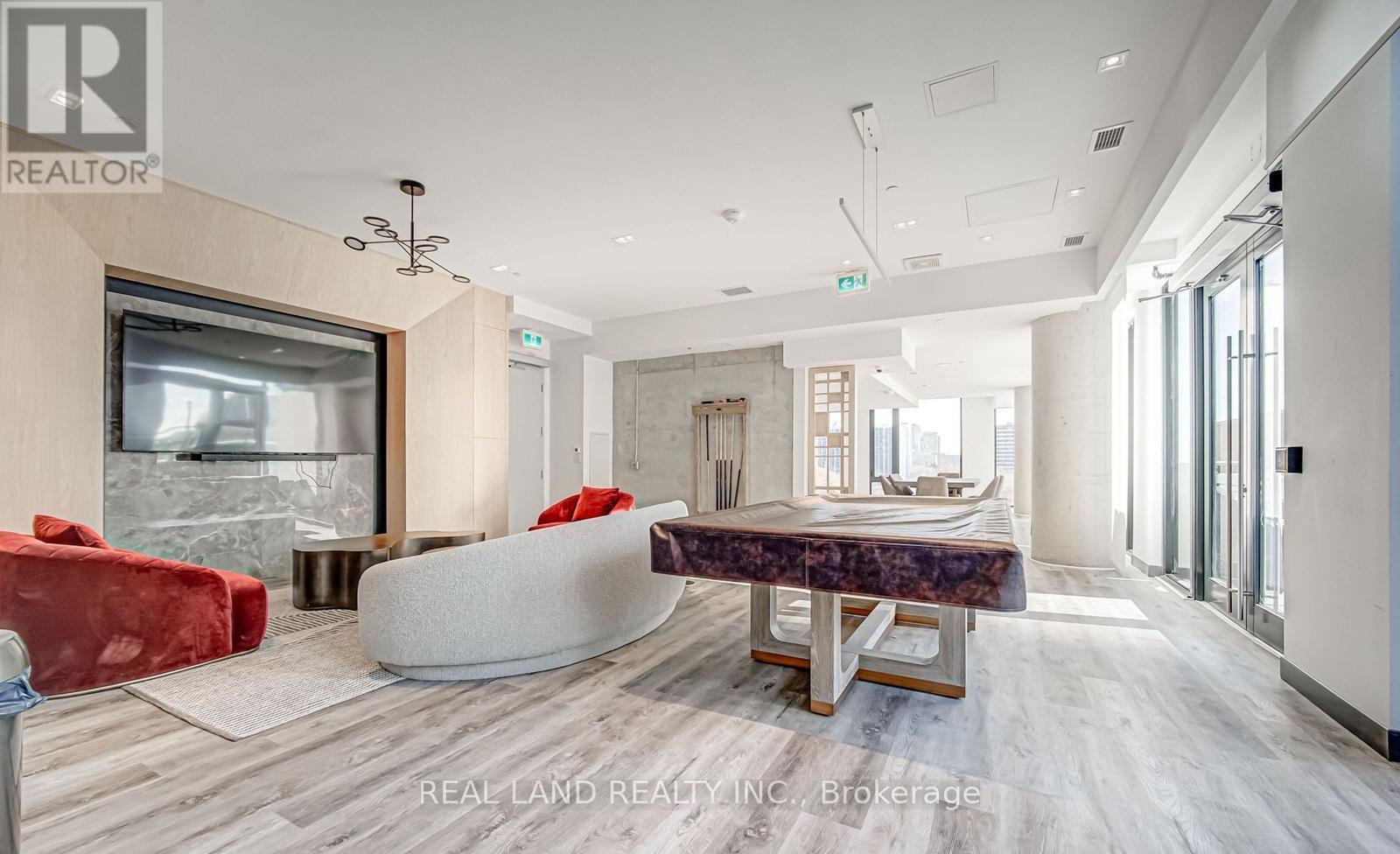 808 - 47 Mutual Street, Toronto, ON - Indoor Photo Showing Other Room